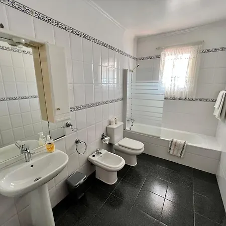 Villa 4-bed Beautiful W View&private Parking