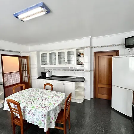 4-bed Beautiful W View&private Parking *